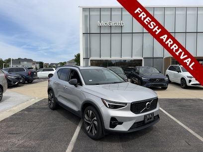 Used 2023 Volvo XC40 B5 Ultimate w/ Protection Package Premier