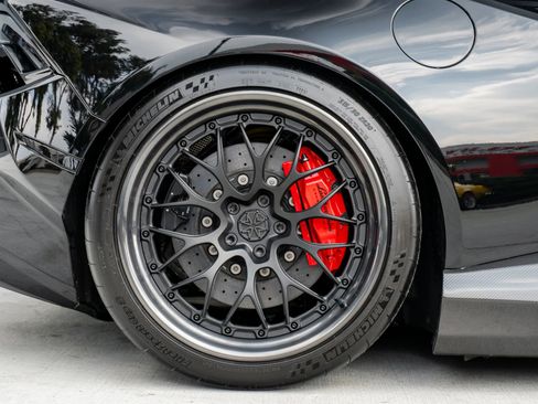 Used 2024 Lamborghini Huracan Tecnica image 40