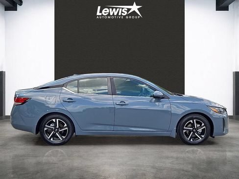 Used 2024 Nissan Sentra SV w/ Trunk Package FWD image 5