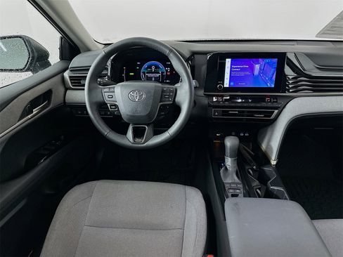 Certified 2025 Toyota Camry LE image 22