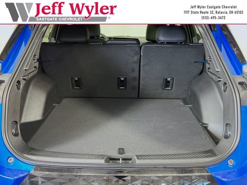 New 2025 Chevrolet Equinox EV RS w/ LPO, All-Weather Mat Package image 24