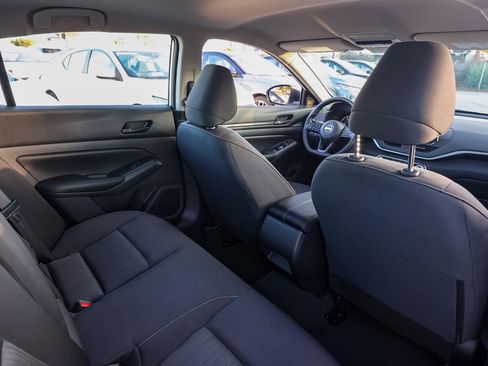 Used 2025 Nissan Altima 2.5 S image 16