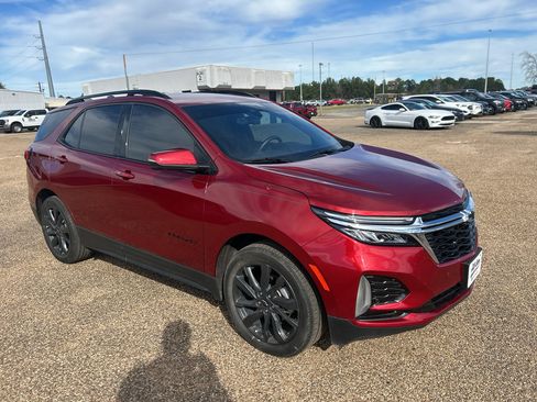 Used 2023 Chevrolet Equinox RS image 7