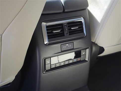 New 2026 MAZDA CX-90 3.3 Turbo w/ Preferred Package image 13