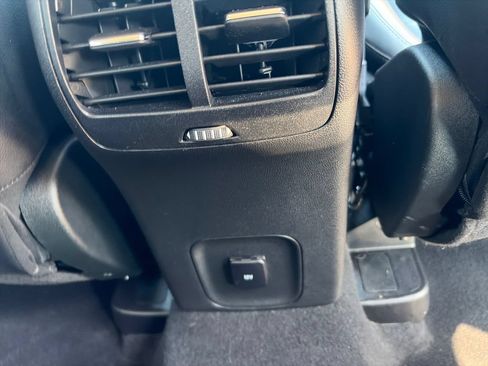 Used 2020 Ford Escape SEL AWD/4WD image 32