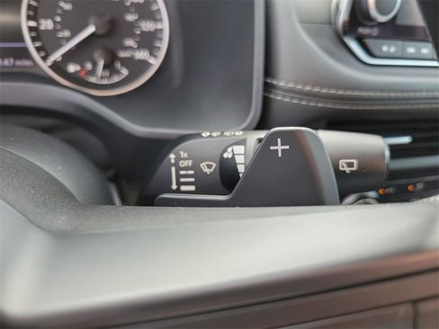 Certified 2023 Nissan Rogue S image 9