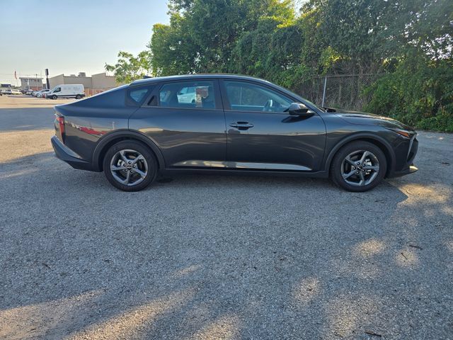 Used 2025 Kia K4 FWD image 3