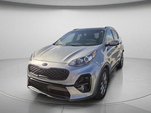 Used 2021 Kia Sportage S w/ S FWD Premium Package image 3