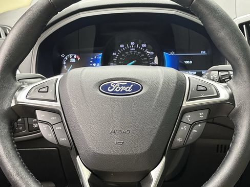 Certified 2024 Ford Edge SEL w/ Convenience Package AWD/4WD image 18