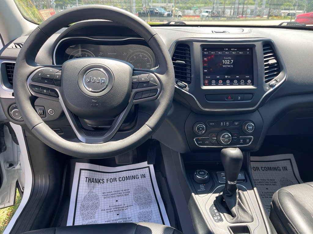 Used 2022 Jeep Cherokee Latitude Lux w/ Sun & Sound Group AWD/4WD image 14