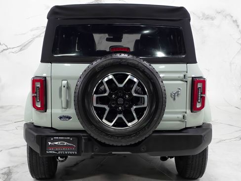 Used 2024 Ford Bronco Outer Banks AWD/4WD image 9