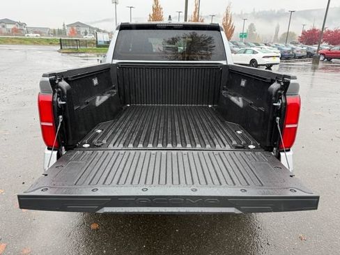 Used 2025 Toyota Tacoma SR5 image 13