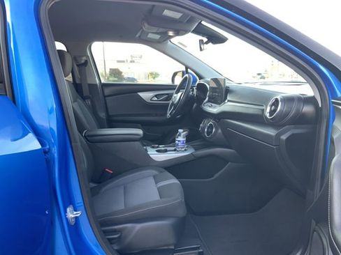 Used 2025 Chevrolet Blazer LT image 16