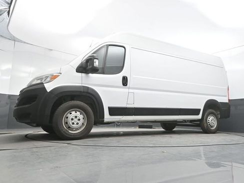 Used 2023 RAM ProMaster 2500 FWD image 31