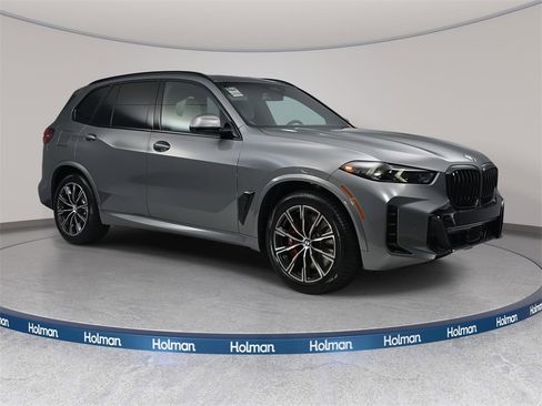 New 2026 BMW X5 xDrive50e w/ M Sport Package image 3