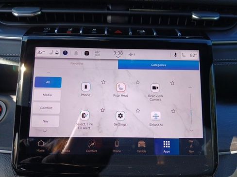 New 2025 Jeep Grand Cherokee Limited image 24