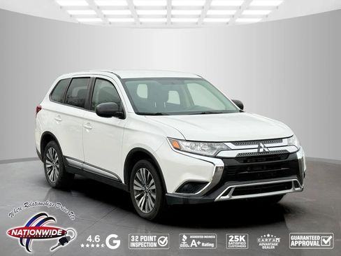 Used 2019 Mitsubishi Outlander ES image 1