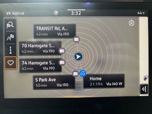 Used 2022 Volkswagen Tiguan SEL R-Line image 9