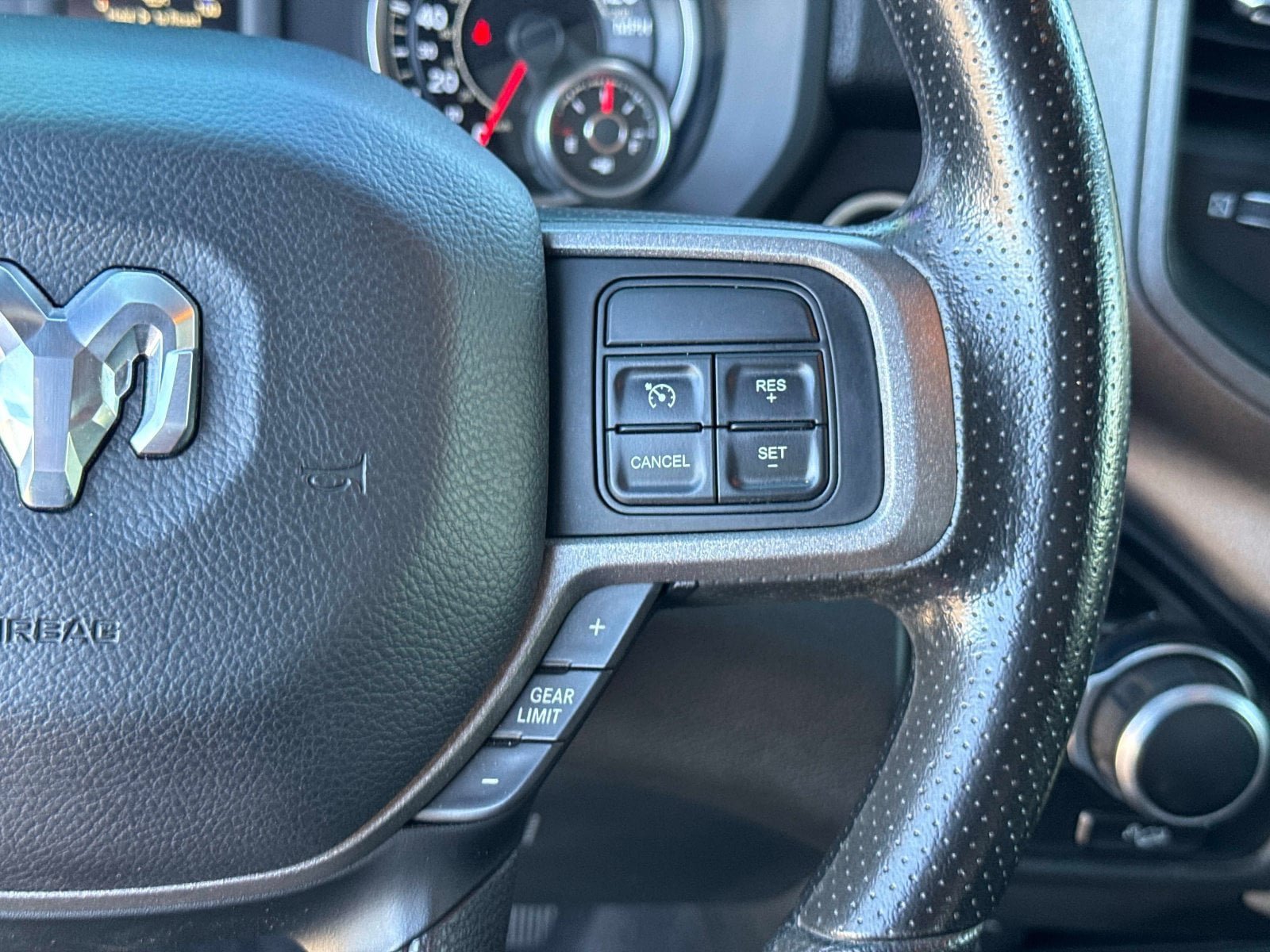 Used 2021 RAM 2500 Tradesman AWD/4WD image 31
