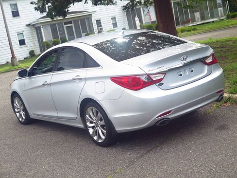 Used 2011 Hyundai Sonata SE FWD image 24
