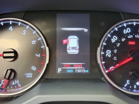Used 2019 Toyota RAV4 LE w/ Carpet Mat Package AWD/4WD image 38