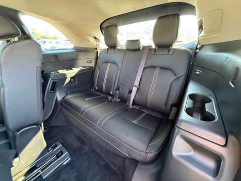 Used 2025 MAZDA CX-90 3.3 Turbo w/ Select Package AWD/4WD image 24