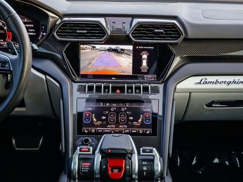 Used 2023 Lamborghini Urus S image 16