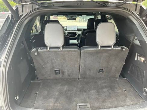 Used 2025 Ford Explorer ST image 15