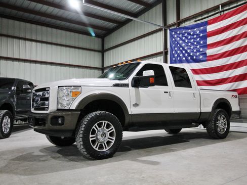 Used 2016 Ford F250 King Ranch w/ FX4 Off-Road Package image 1