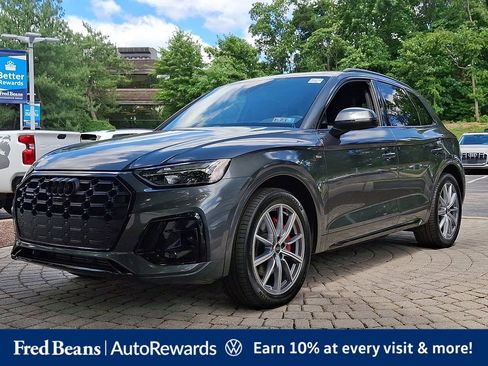 Used 2024 Audi Q5 e Premium Plus w/ Premium Plus Package AWD/4WD image 3