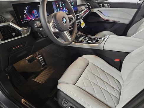 New 2026 BMW X5 xDrive40i image 8