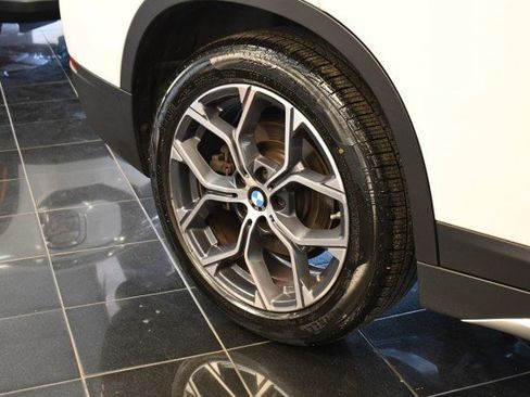Used 2022 BMW X1 xDrive28i w/ Convenience Package AWD/4WD image 40