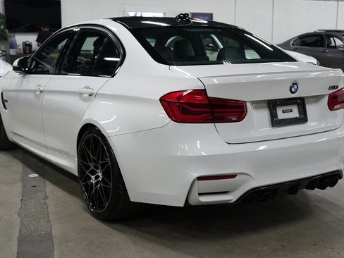 Used 2018 BMW M3 RWD image 3