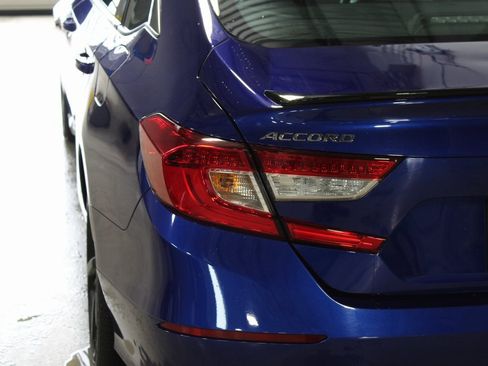 Used 2022 Honda Accord Sport image 40