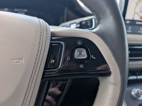 Used 2021 Lincoln Aviator Reserve w/ Equipment Group 202A AWD/4WD image 19