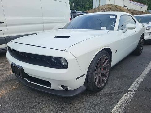 Used 2018 Dodge Challenger R/T Scat Pack w/ Leather Interior Group RWD image 1