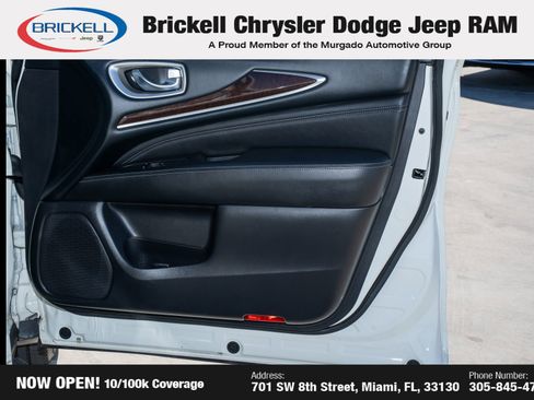 Used 2017 INFINITI QX60 FWD w/ Deluxe Technology Package image 14