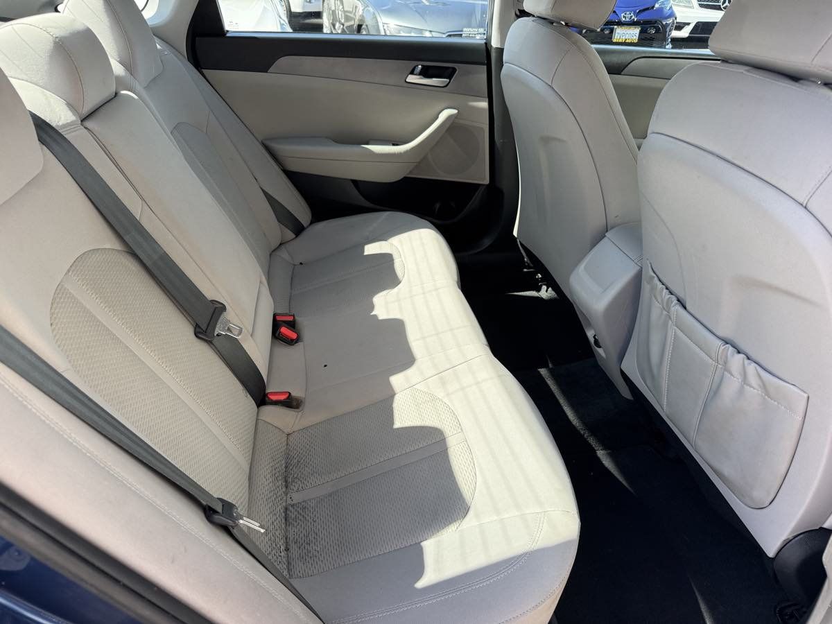 Used 2019 Hyundai Sonata SE FWD image 17