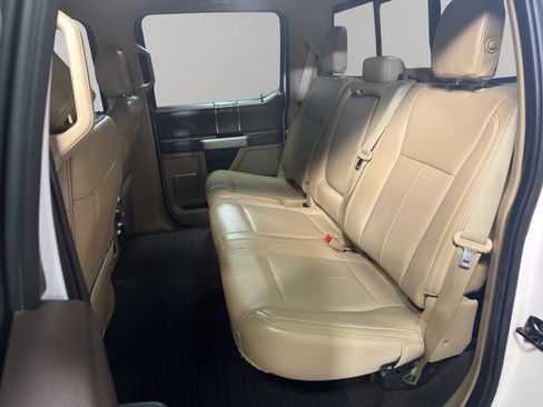Used 2019 Ford F150 Lariat AWD/4WD image 17