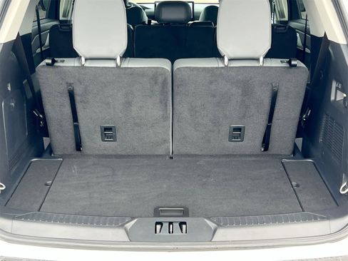 Used 2025 Ford Explorer Active w/ Active Comfort Package image 33