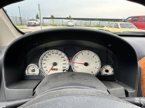 Used 2007 Saturn Vue 2WD V6 w/ Comfort Pkg image 35