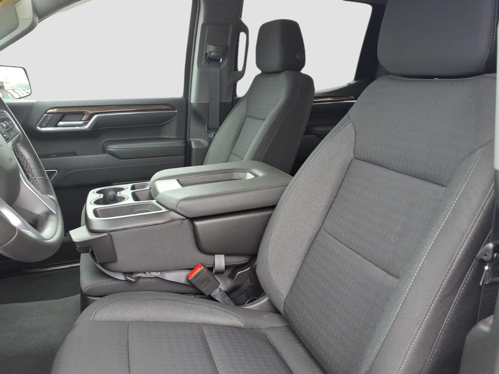 Used 2023 Chevrolet Silverado 1500 RST AWD/4WD image 11