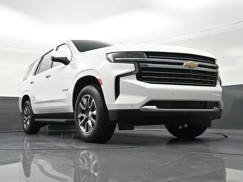 Used 2022 Chevrolet Tahoe LT w/ Luxury Package image 30