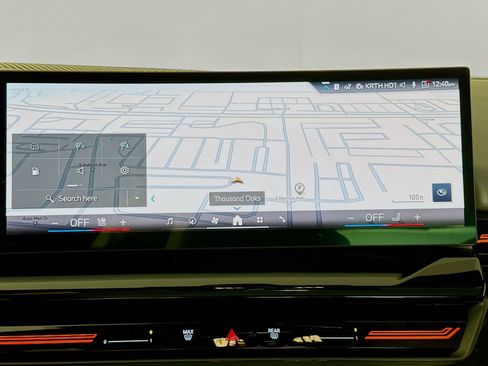 Used 2025 BMW 530i w/ Premium Package image 13