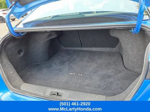 Used 2025 Nissan Sentra SR FWD image 14