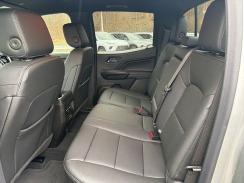 Used 2026 GMC Canyon Elevation w/ Convenience Package image 16