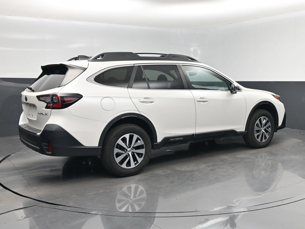 Used 2022 Subaru Outback Premium w/ Popular Package #1 AWD/4WD image 3