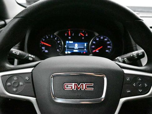 Used 2024 GMC Terrain SLE AWD/4WD image 10