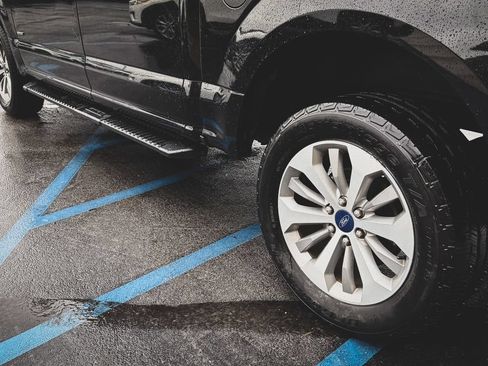 Used 2017 Ford F150 XL w/ Equipment Group 101A Mid AWD/4WD image 8