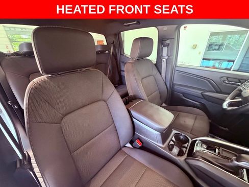 Used 2024 Chevrolet Colorado LT w/ LT Convenience Package II RWD image 9